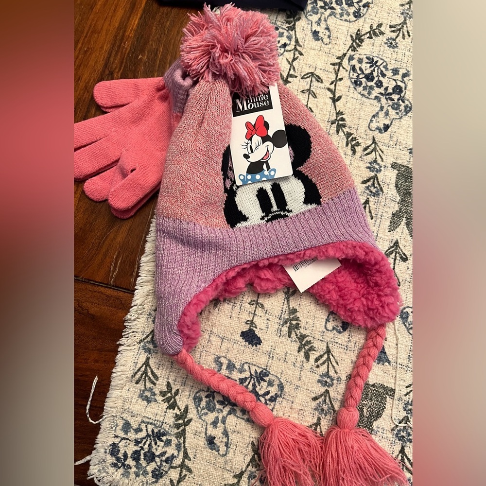 Disney Minnie Mouse Pink and Lavender Knit Earflap Hat with Matching Gloves - Picture 1 of 3
